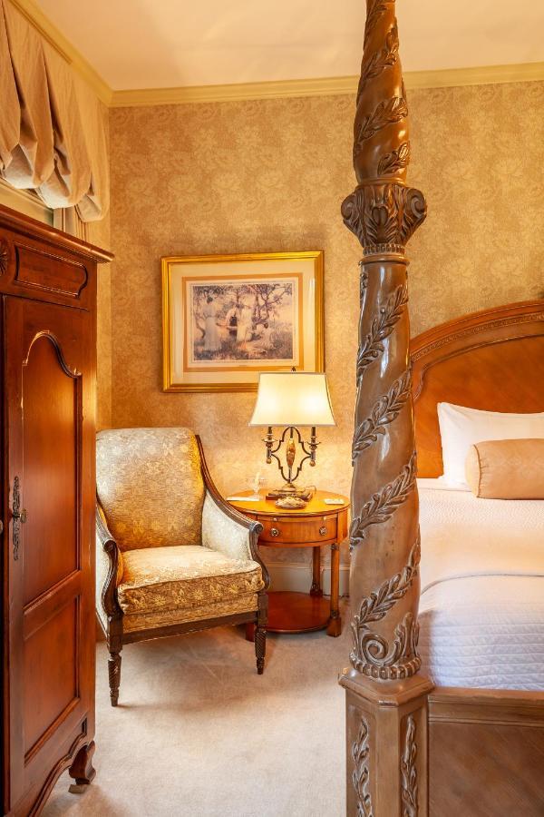 Ivy Lodge Newport Tower Eksteriør billede